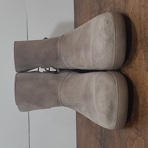 Koolaburra by UGG Skyller Ankle Low Beige Tie Back Bootie Women's sz 7 - Picture 5 of 11